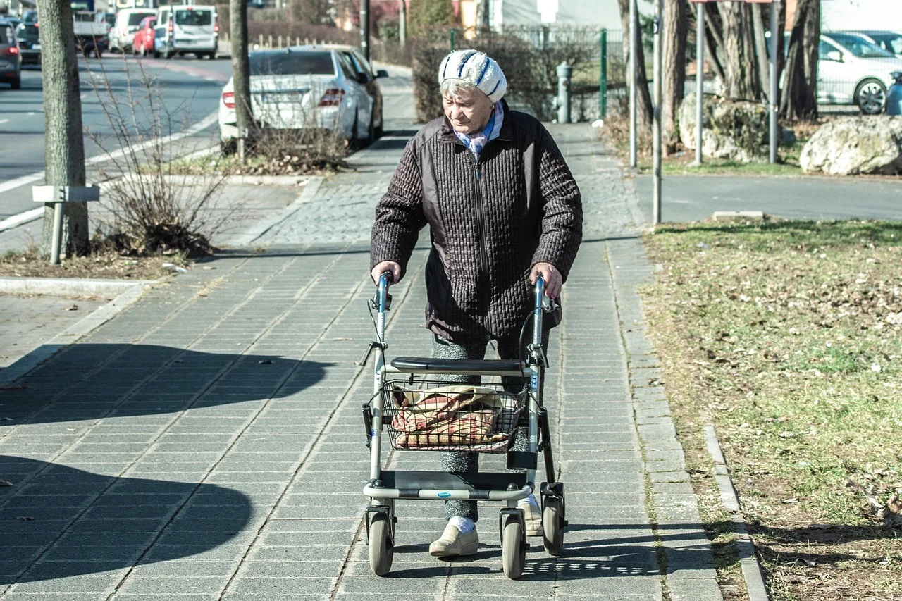 Découvrir une rencontre mature près de chez soi : l’art de la connexion douce et locale