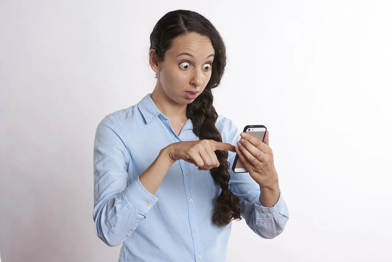 Trouver une rencontre senior amoureuse quand on est timide : guide doux et rassurant
