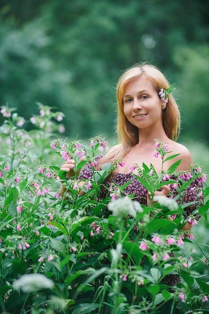 Belle inconnue intime coquette anime son espace privé connexion confidentielle