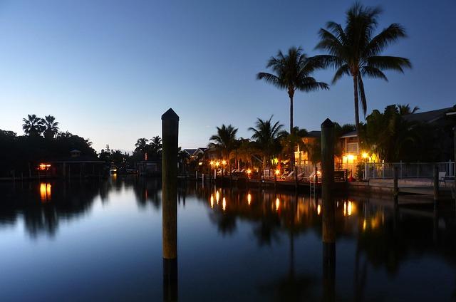 Cam model naturelle plaisante s'anime pour toi partage sans retenue