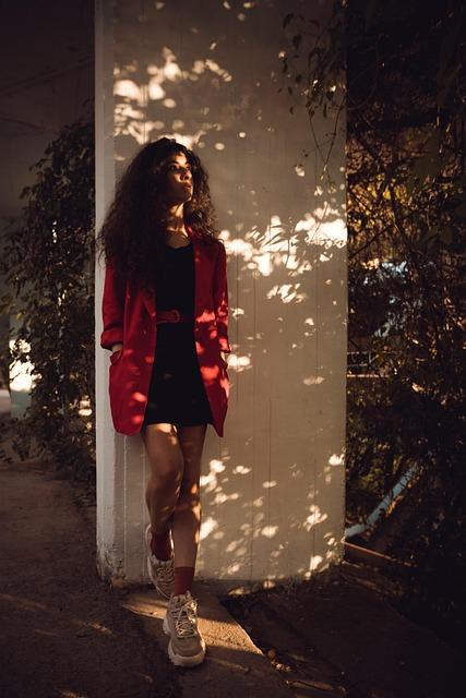 Brune coquine en direct très sensuelle se laisse guider en direct rencontre chaude sans filtre