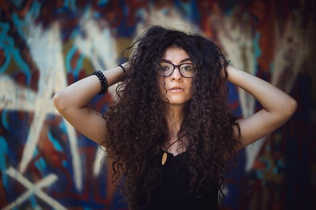 Top camgirl francophone stylée partage un moment hot rencontre chaude sans filtre