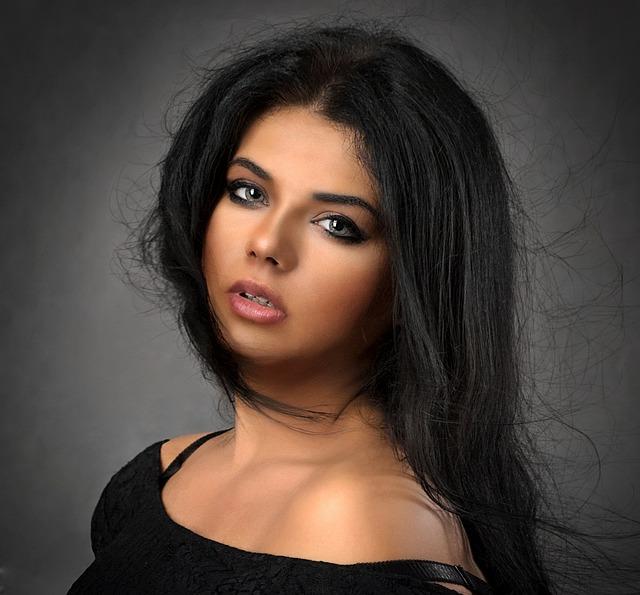 Audacieuse camgirl à distance